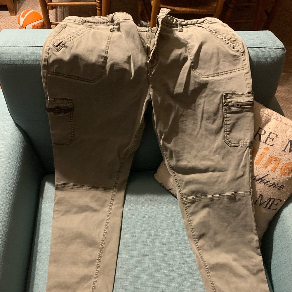 Ava and Viv cargo jeggings